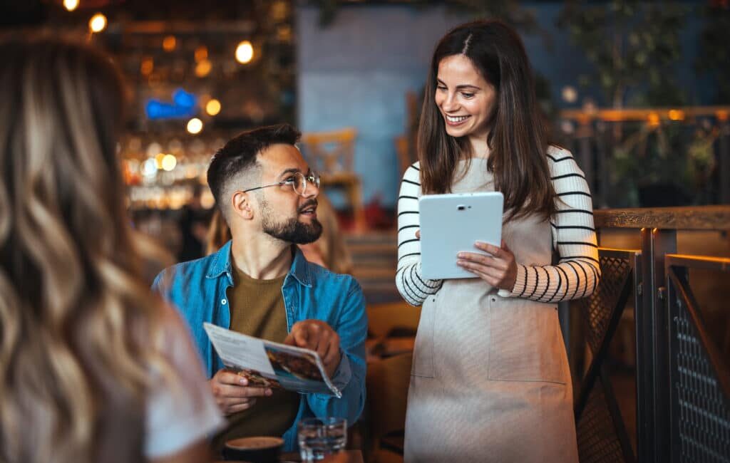 restaurant listing website Pakistan optimized for SEO