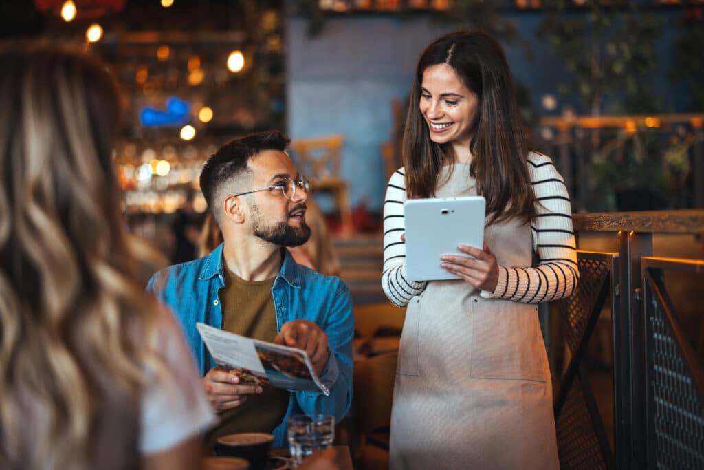 restaurant listing website Pakistan optimized for SEO