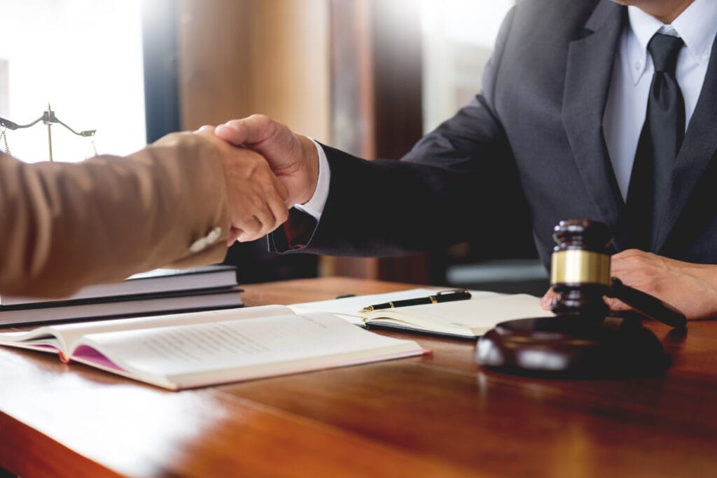 Choosing a family criminal corporate lawyer Pakistan